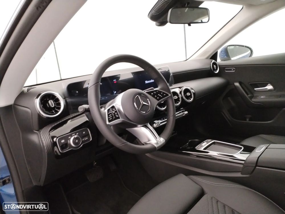 Mercedes-Benz CLA 250 e Shooting Brake Style Plus - 19