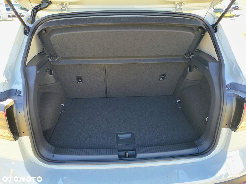 Volkswagen T-Cross 1.0 TSI Life Plus - 27