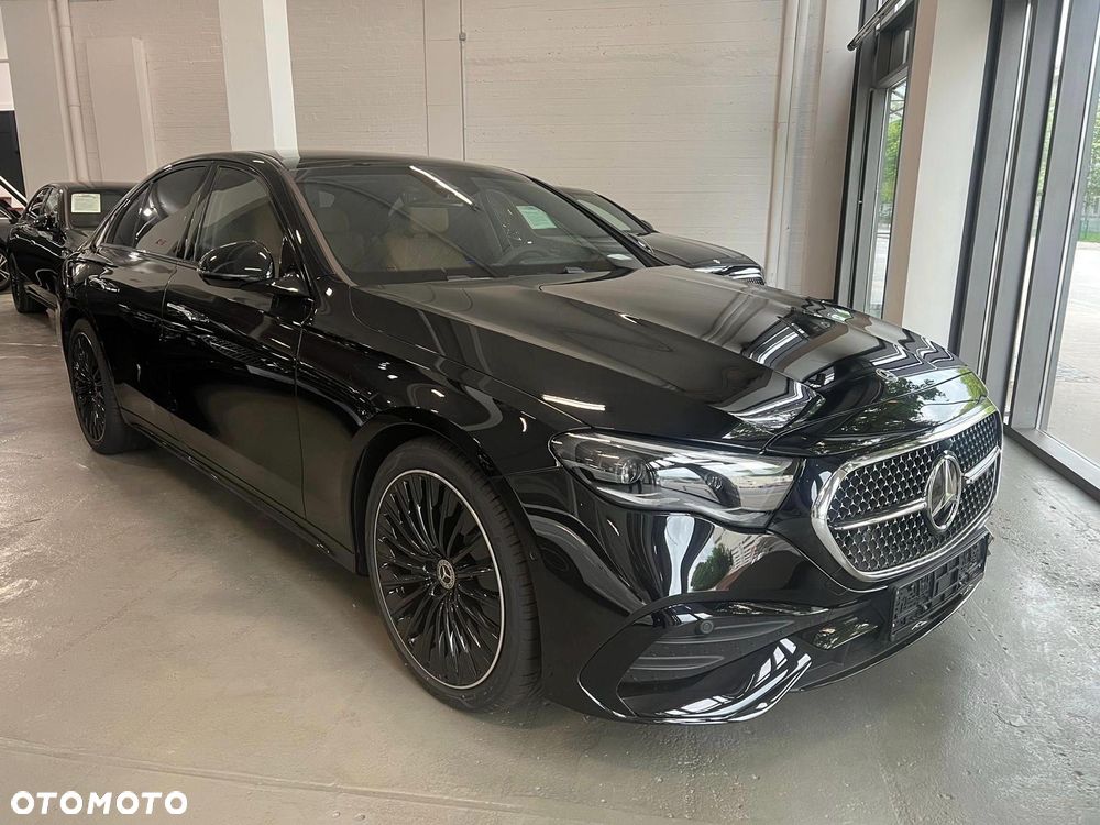 Mercedes-Benz Klasa E 200 mHEV AMG 9G-Tronic - 2
