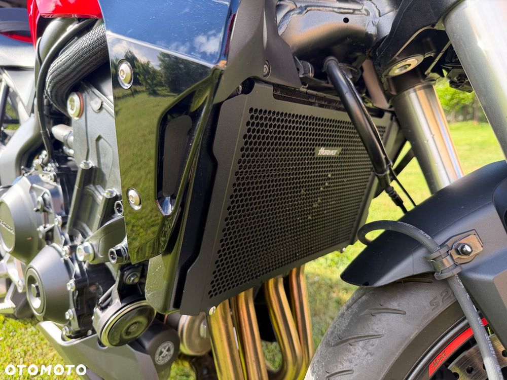 Honda Hornet - 8