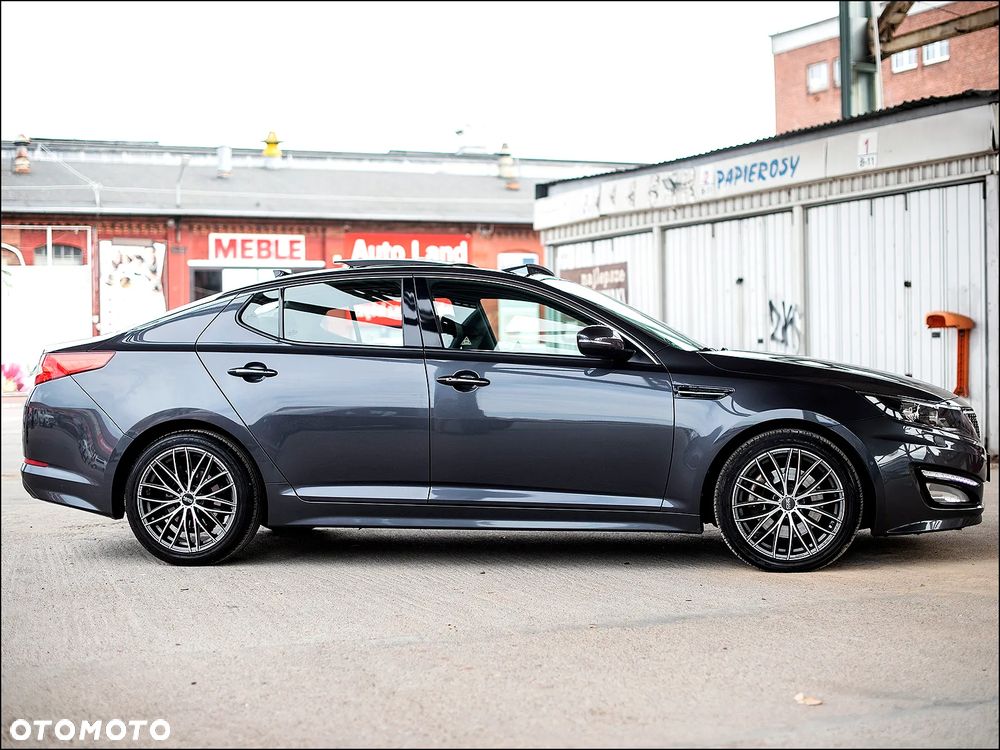 Kia Optima - 10