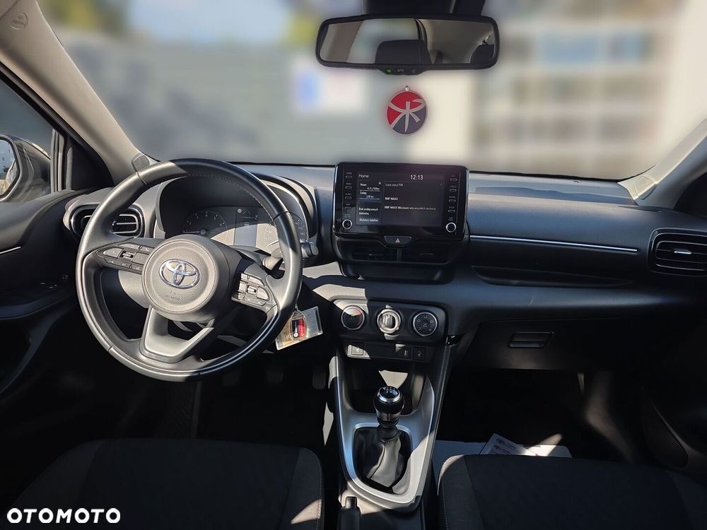 Toyota Yaris 1.5 Comfort - 12