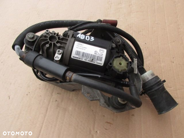 Audi A8 D3 lift 3.0 tdi Kompresor zawieszenia 4E0616007E sprężarka - 3