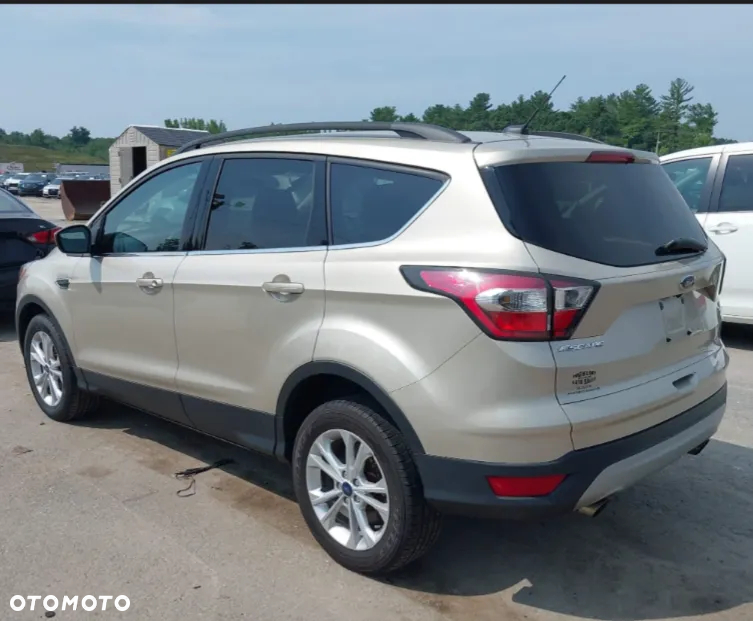 Ford Escape 1.5 EcoBoost AWD SE - 11