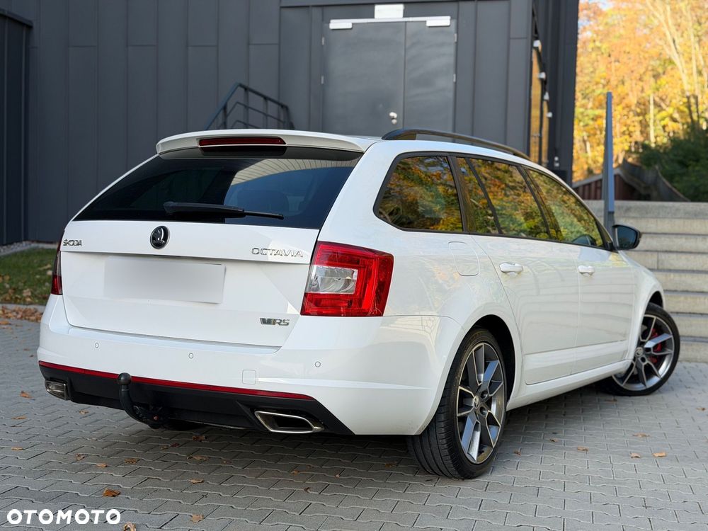 Skoda Octavia 2.0 TDI RS - 11