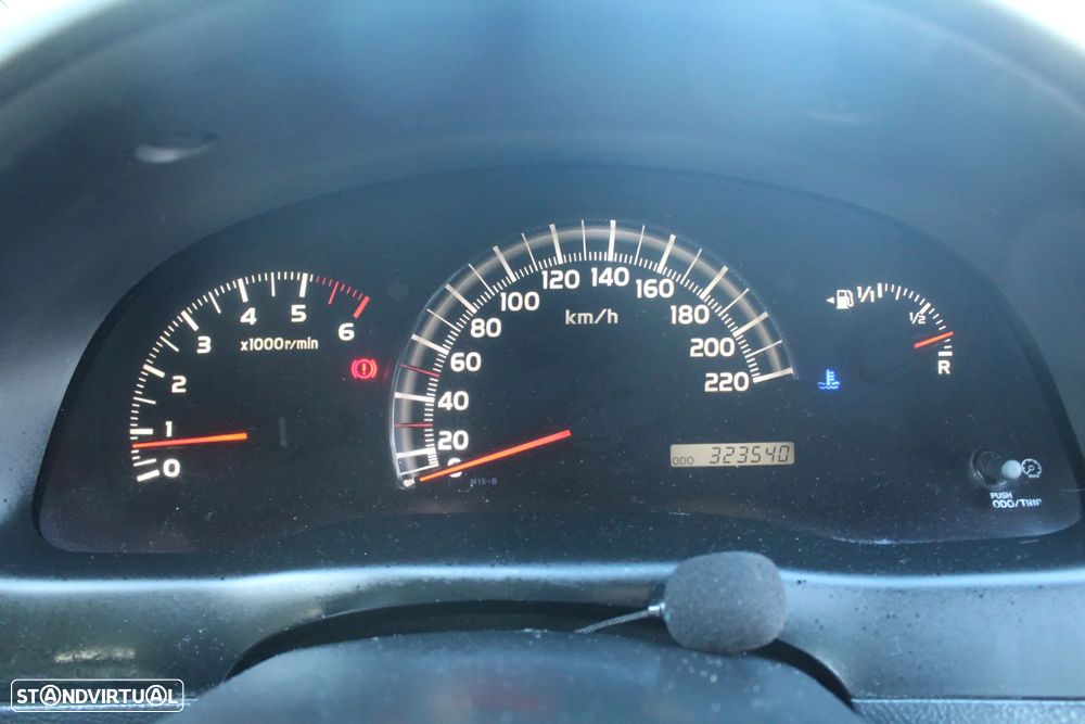 Toyota Avensis Verso 2.0 D-4D Sol - 9