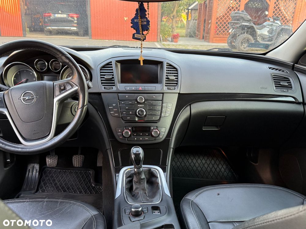 Opel Insignia - 8