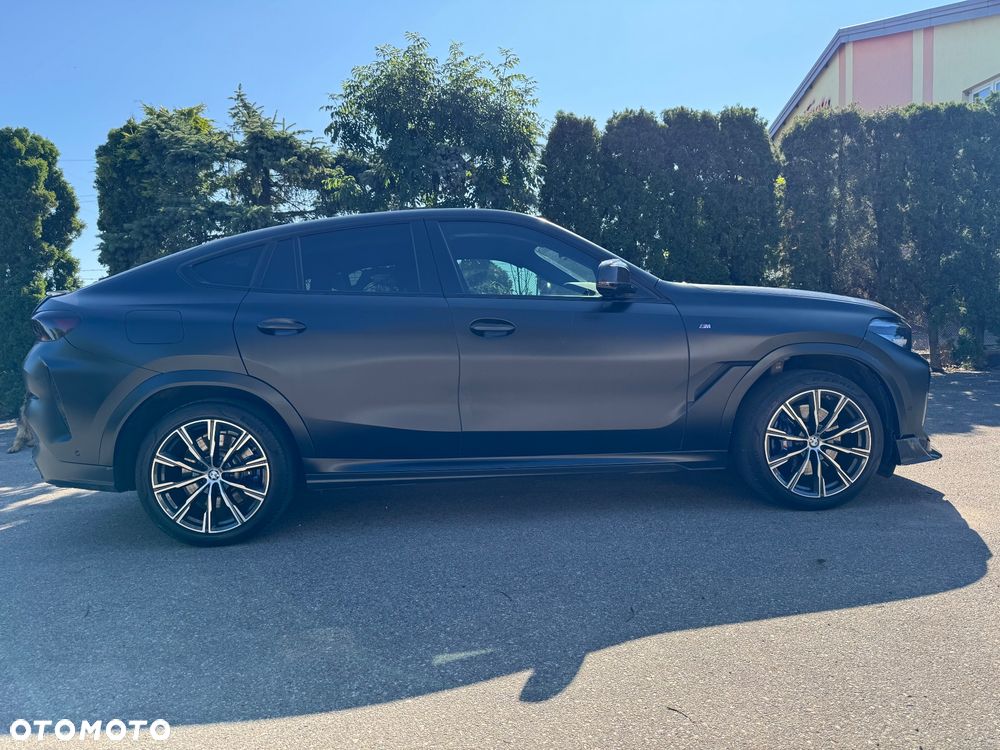 BMW X6 - 15
