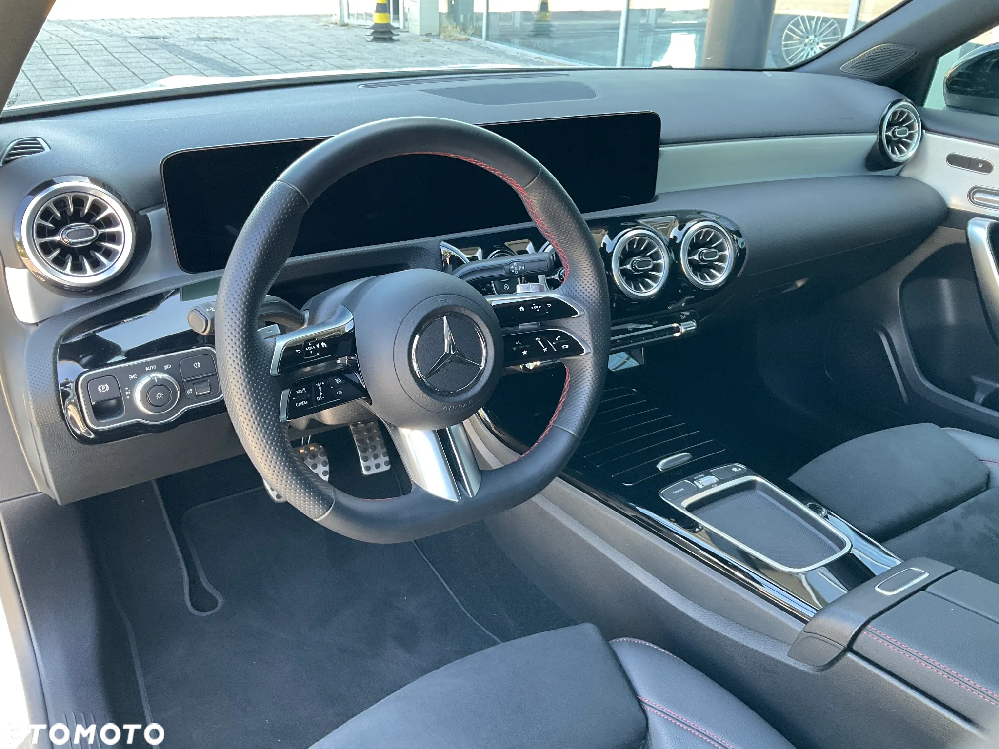Mercedes-Benz Klasa A 200 d AMG Line 8G-DCT - 11