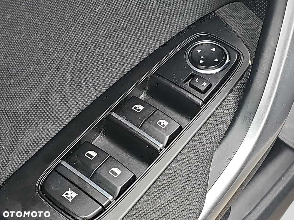 Kia XCeed 1.5 T-GDI M - 17