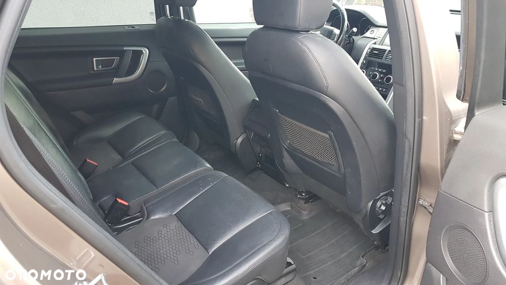 Land Rover Discovery Sport TD4 HSE Luxury - 8
