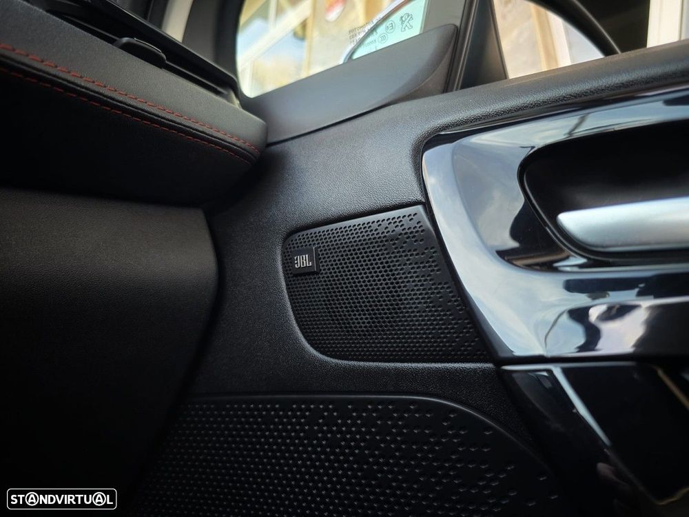 Peugeot 208 1.6 THP GTi - 17