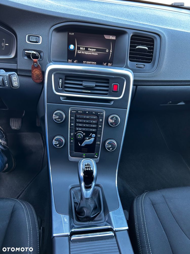 Volvo V60 - 8