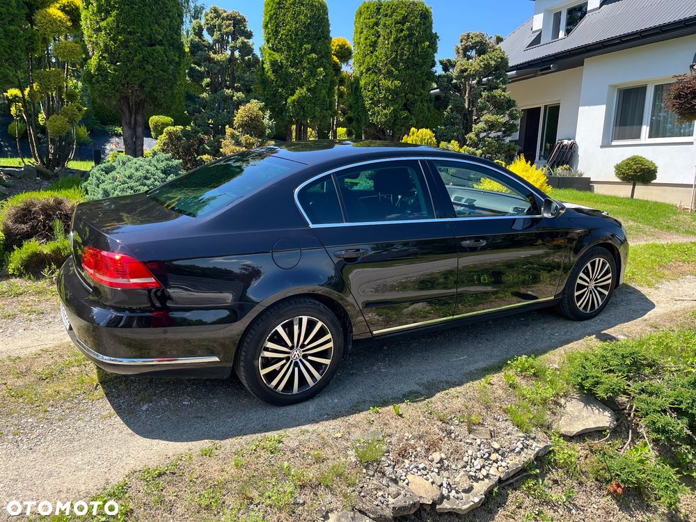Volkswagen Passat 2.0 TDI 4Mot Highline DSG - 9