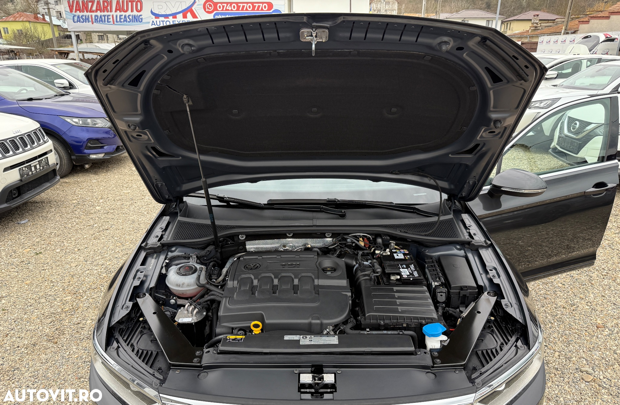 Volkswagen Passat Variant 2.0 TDI DSG (BlueMotion Technology) Comfortline - 23