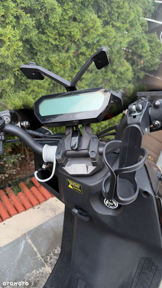 Super Soco CPx - 6