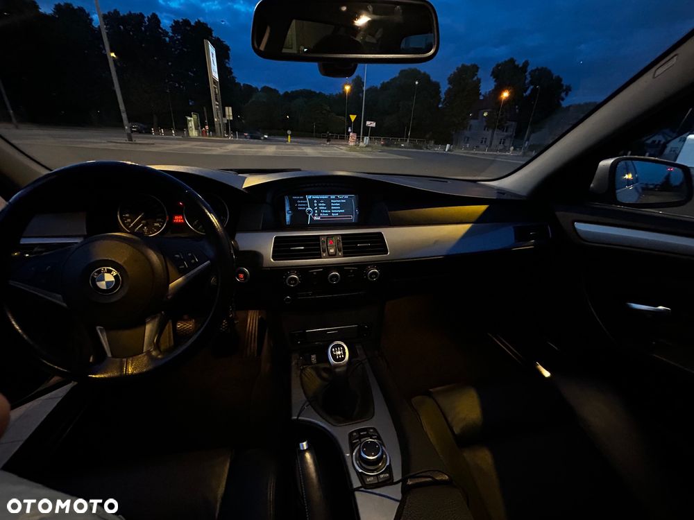 BMW Seria 5 - 12