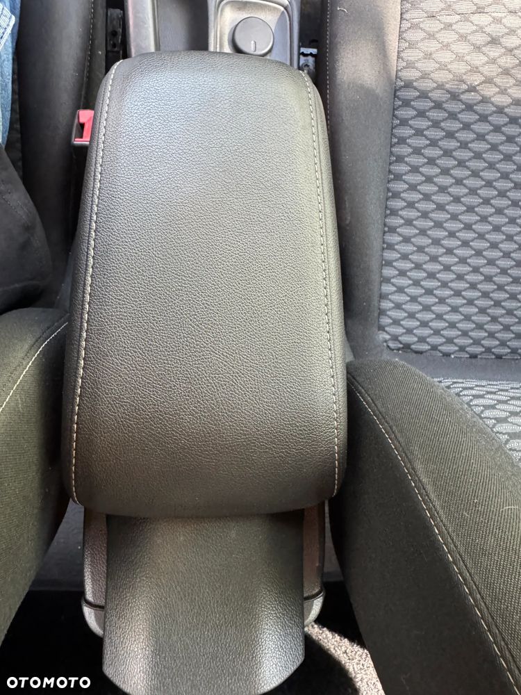 Opel Astra 1.6 CDTI Enjoy S&S - 38