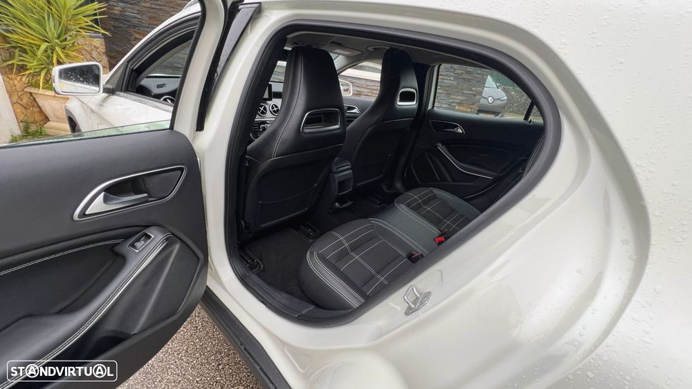 Mercedes-Benz GLA 180 CDI Aut. - 12