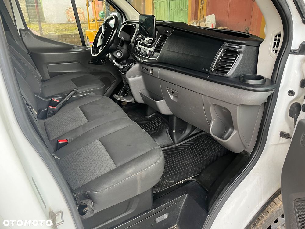 Ford Transit - 8