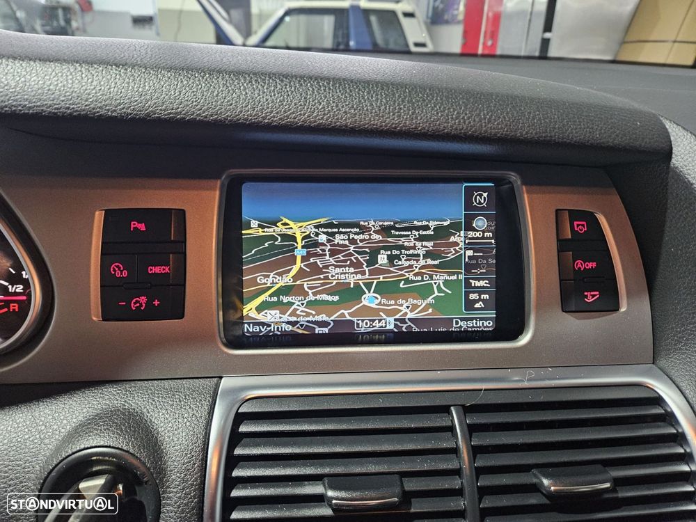 Audi Q7 3.0 V6 TDi quattro Tiptronic - 17