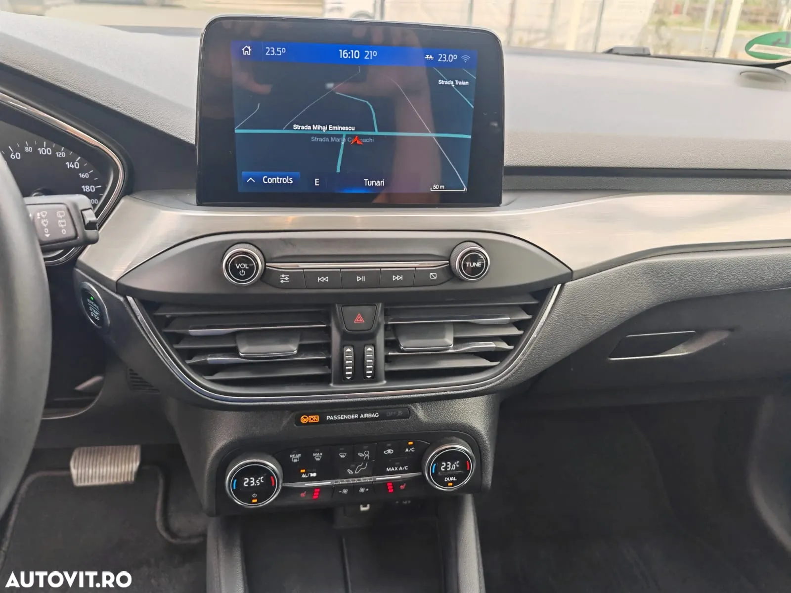 Ford Focus 1.5 EcoBlue Start-Stopp-System Aut. TITANIUM - 22