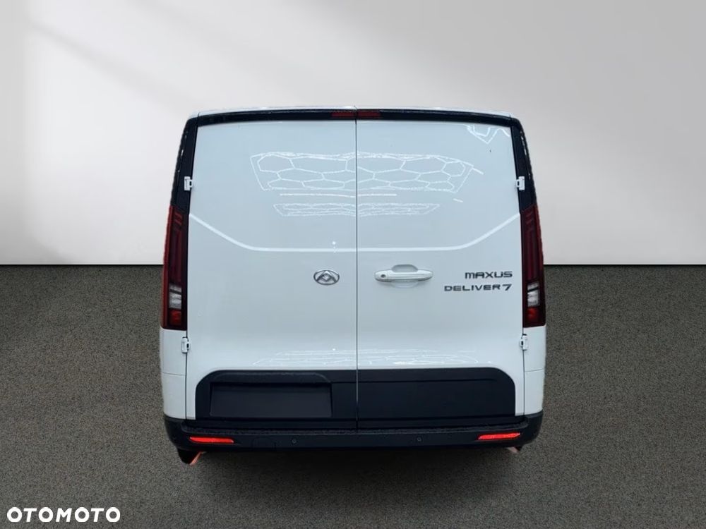 Maxus Deliver 7 L2H1 - 7