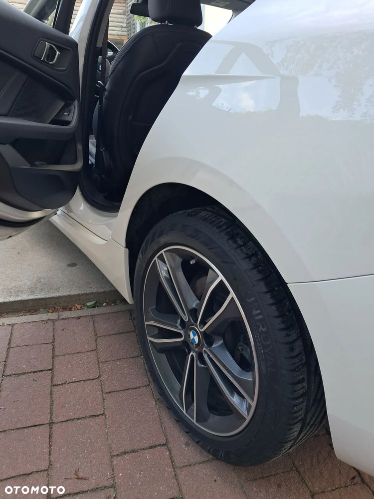 BMW Seria 1 118d Sport Line Shadow - 19