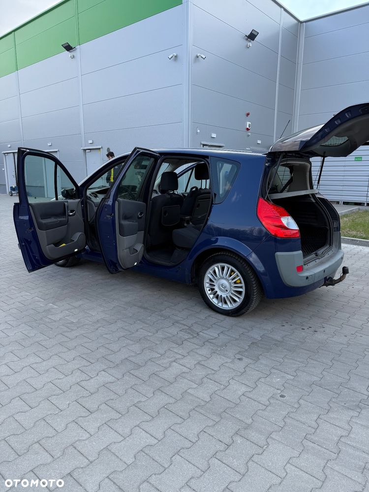 Renault Scenic 1.6 16V Authentique - 15