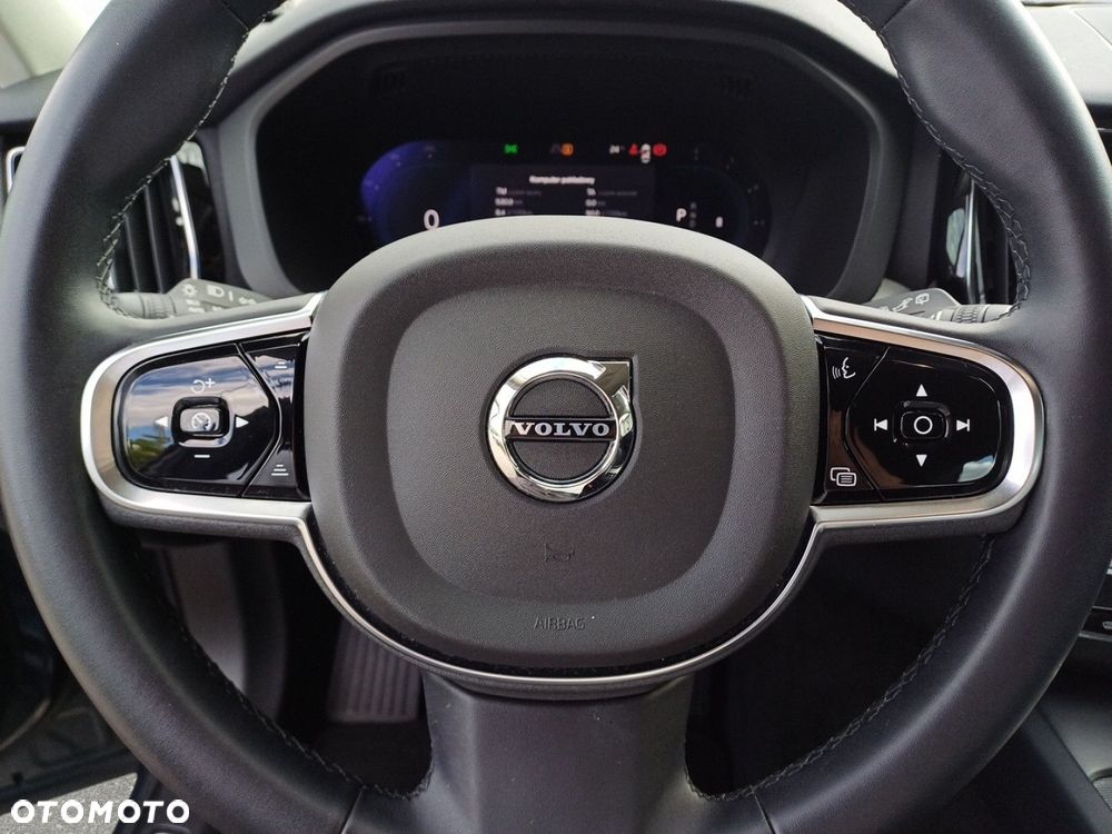 Volvo XC 60 - 22