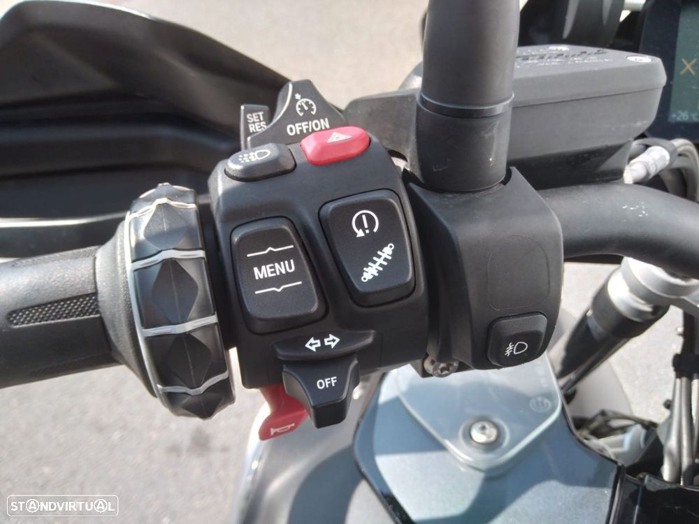 BMW R 1250 GS Adventure Triple Black - 4