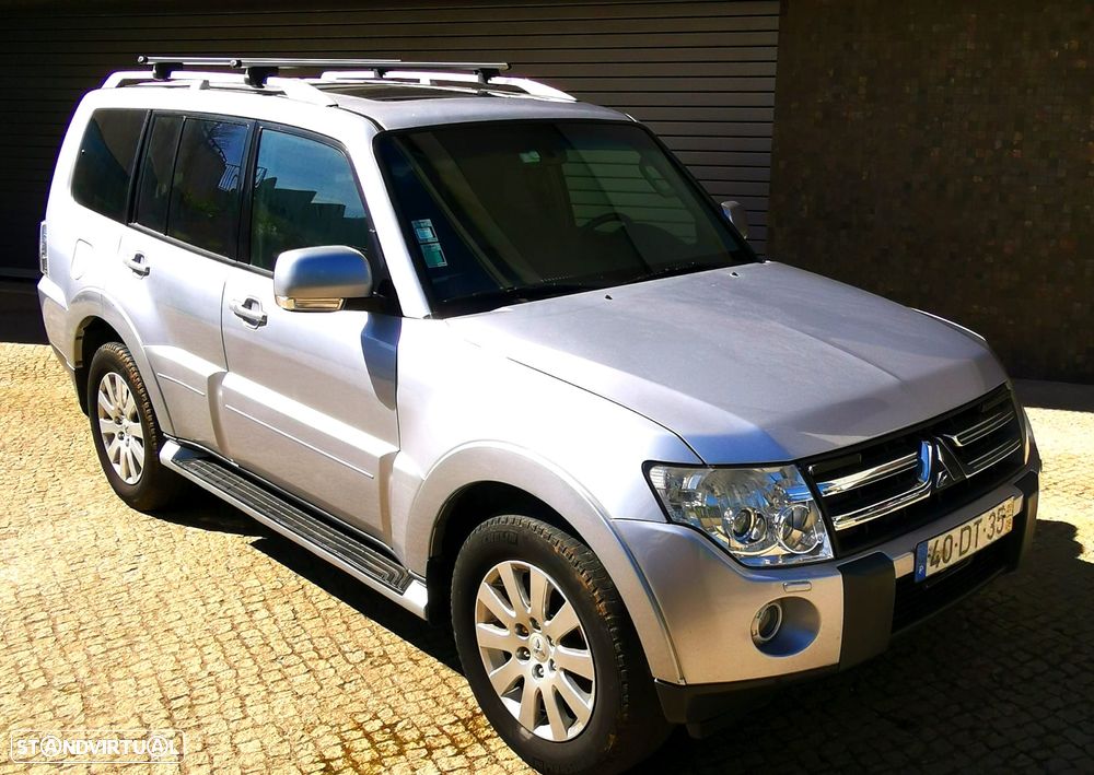 Mitsubishi Pajero 3.2 DI-D GLS BT+CA - 1