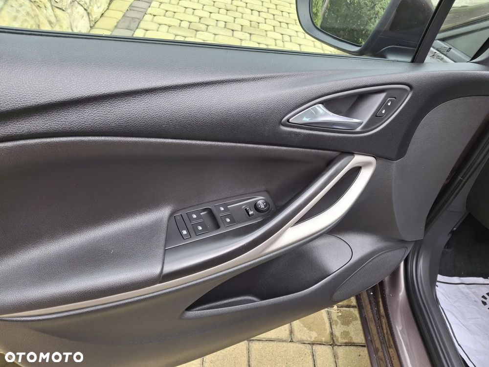 Opel Astra 1.0 Turbo Start/Stop Sports Tourer Business - 11