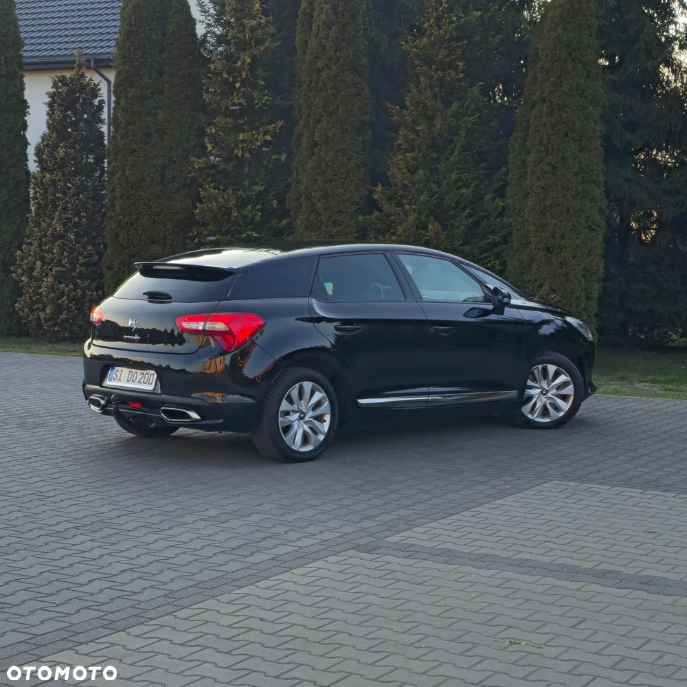Citroën DS5 HDi 165 SportChic - 13