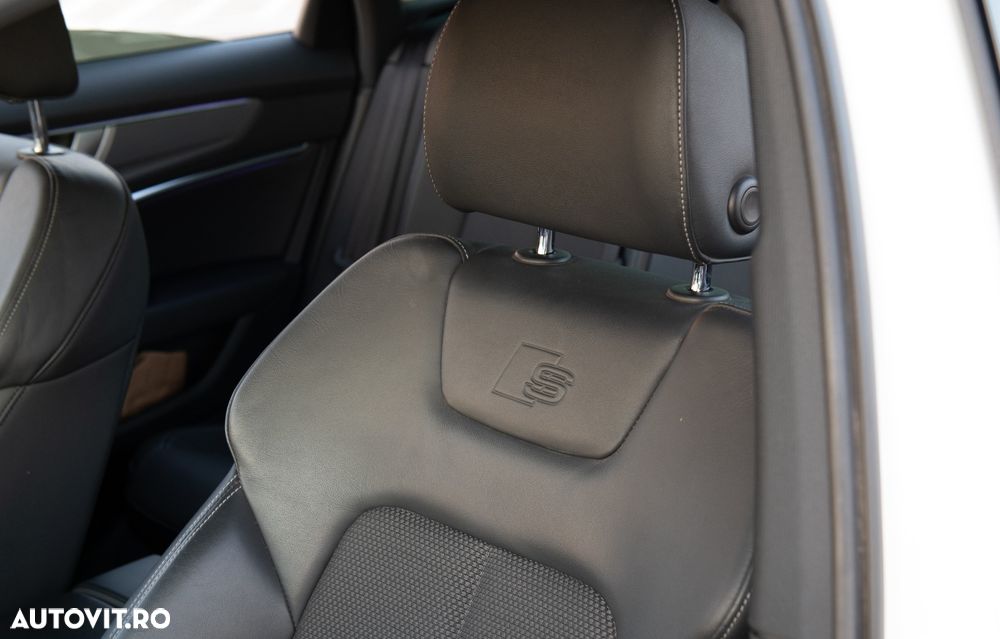 Audi A6 50 TFSI e quattro S tronic S line - 9