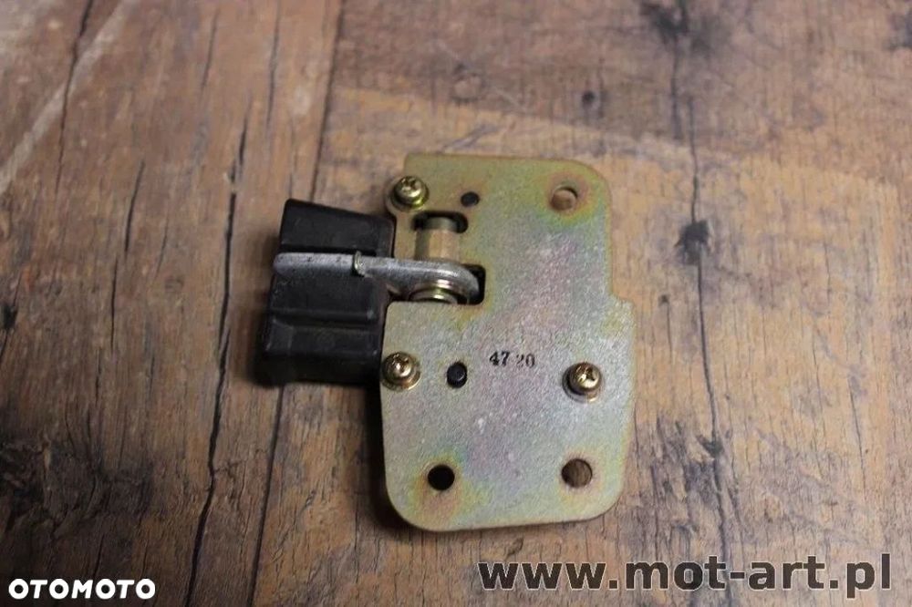 ZAMEK KUFRA YAMAHA XVZ1300 VENTURE - 2