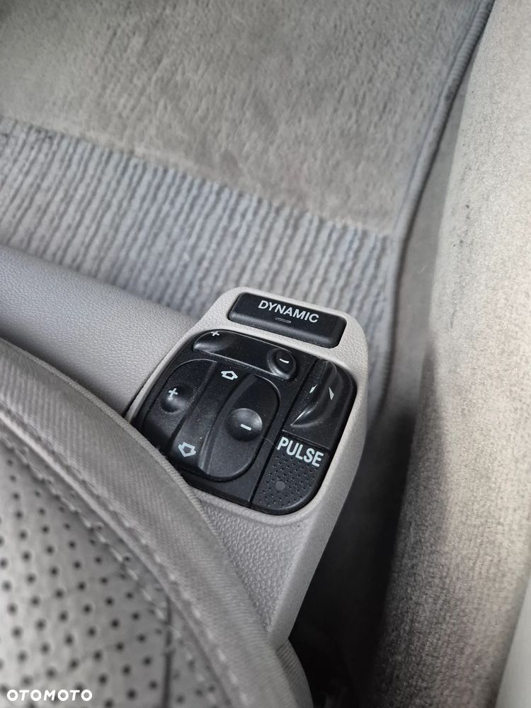 Mercedes-Benz Klasa E 500 7G-TRONIC Avantgarde - 16