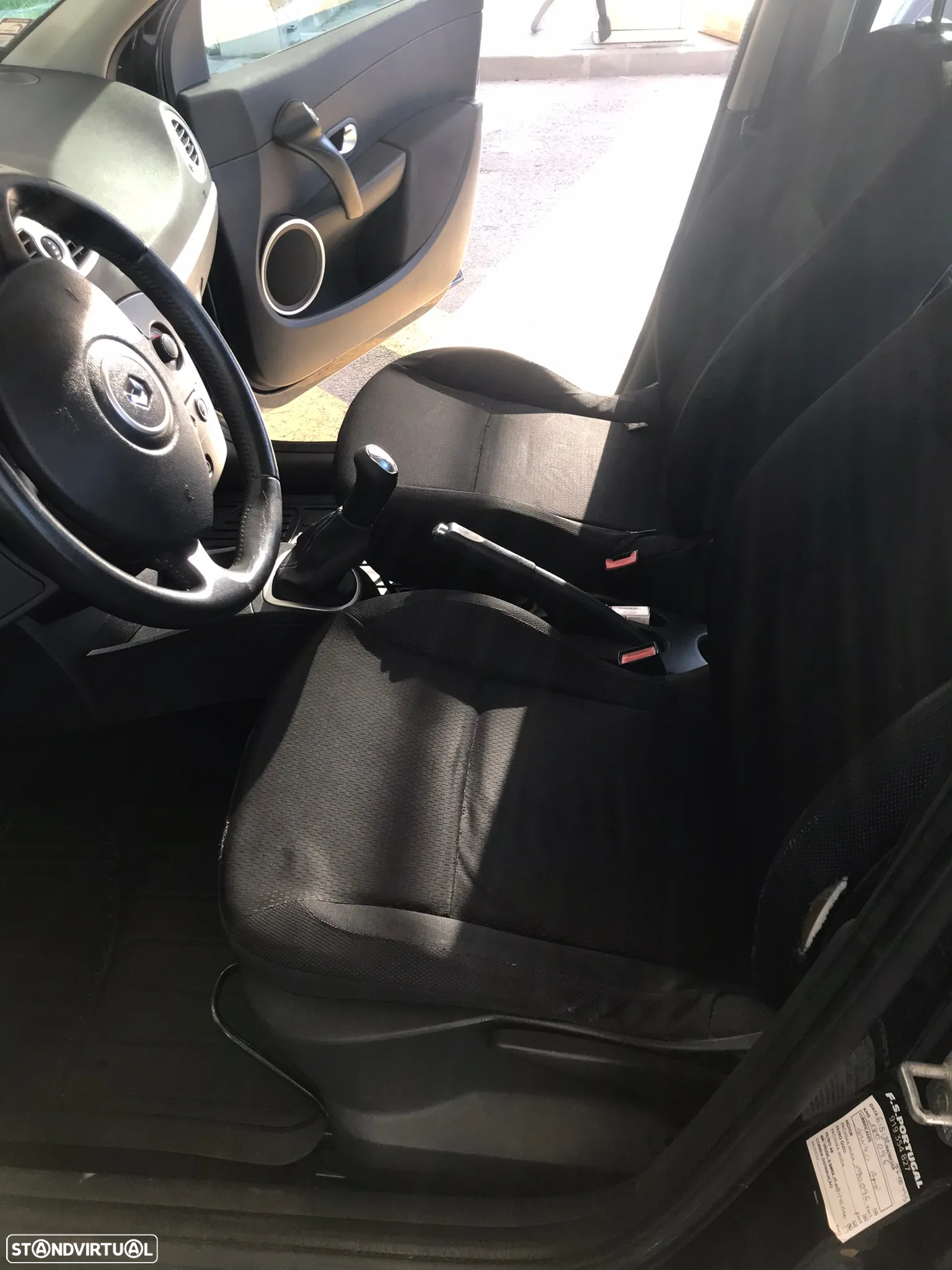 Renault Clio - 11