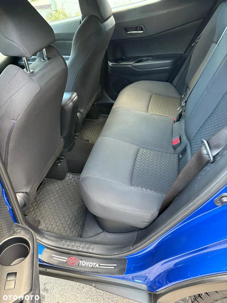 Toyota C-HR - 12