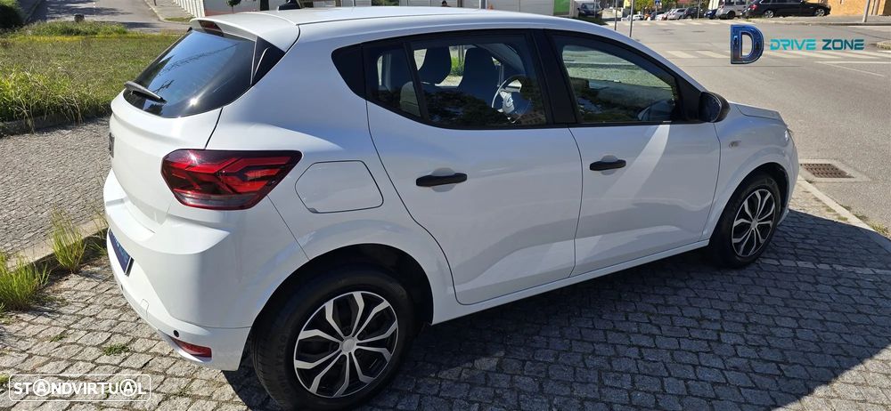 Dacia Sandero 1.0 SCe Essential - 4