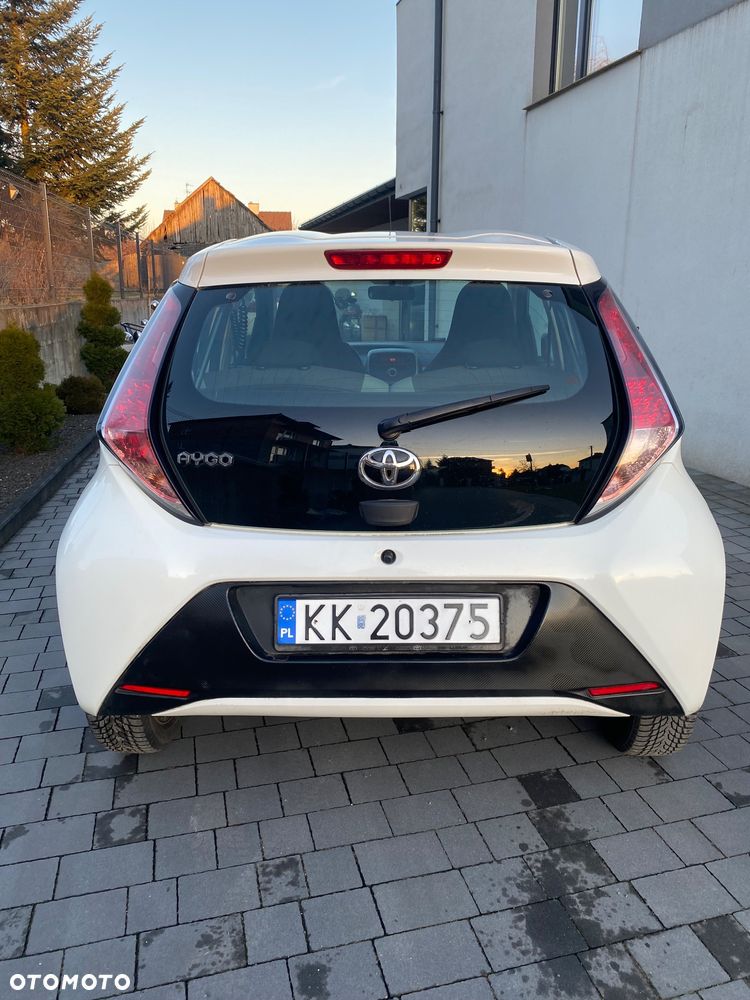Toyota Aygo - 16