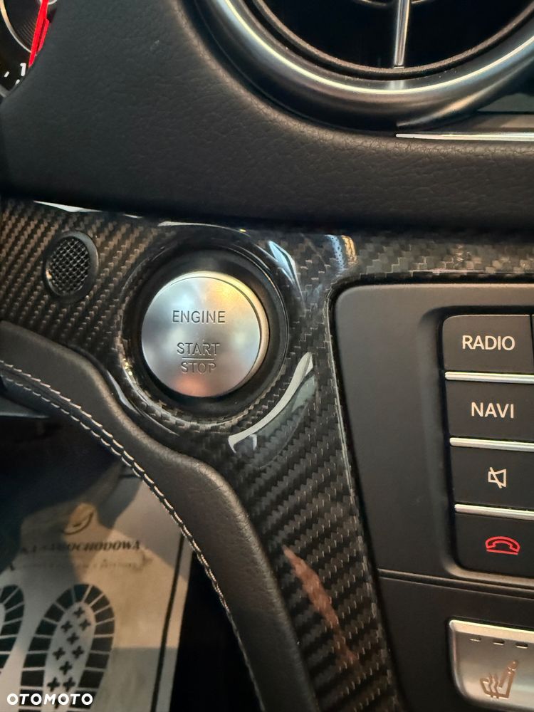 Mercedes-Benz SL - 30