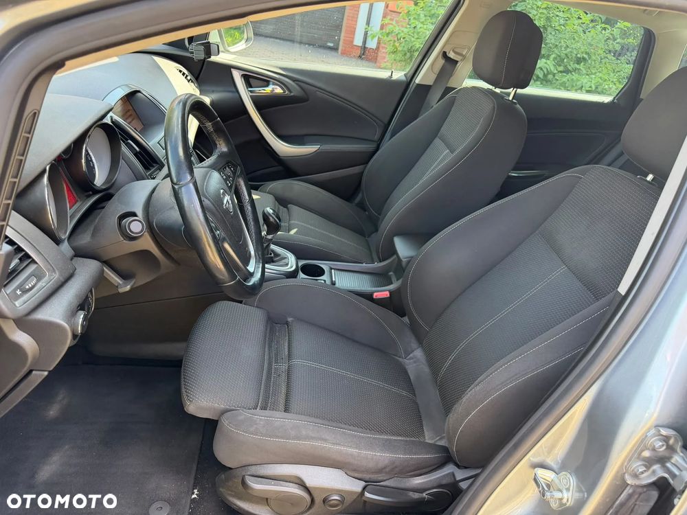 Opel Astra - 16