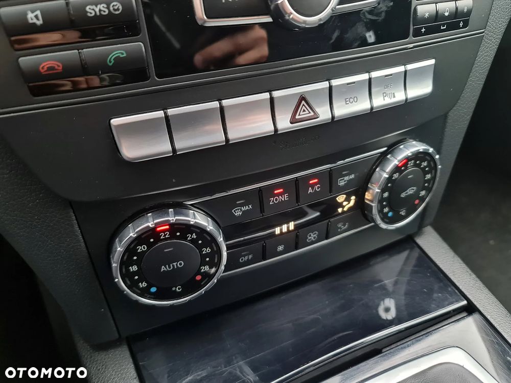 Mercedes-Benz Klasa C 180 (BlueEFFICIENCY) 7G-TRONIC - 17