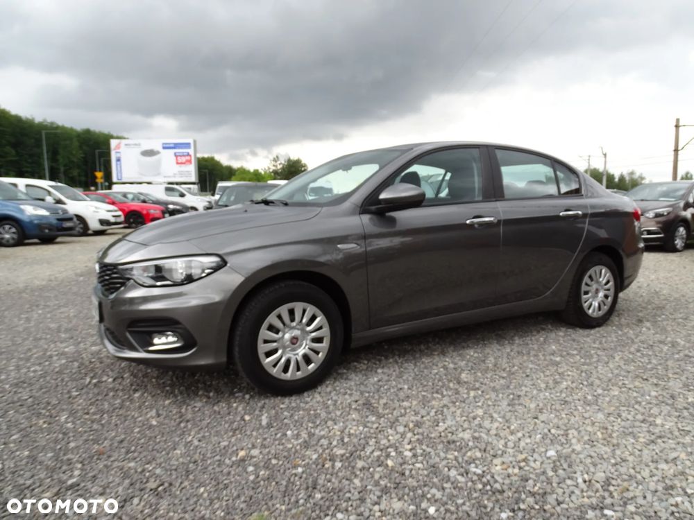 Fiat Tipo 1.4 16v Lounge EU6d - 2