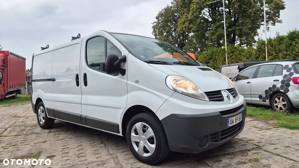 Renault Trafic - 2