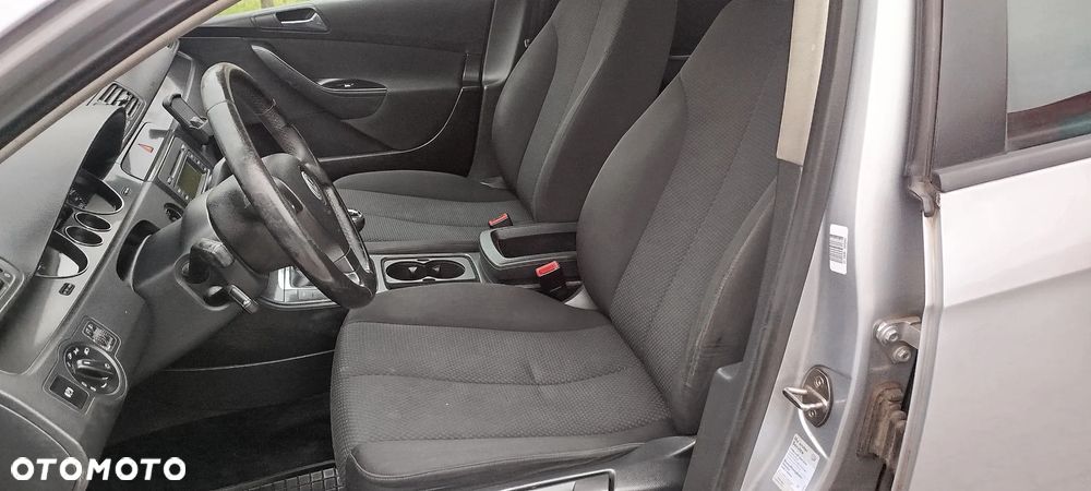 Volkswagen Passat - 6