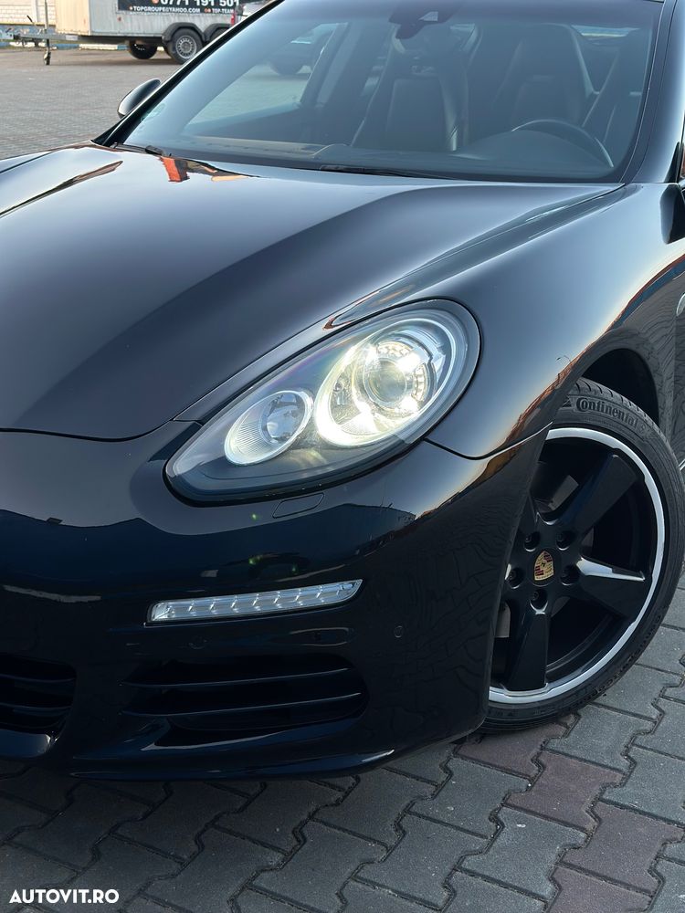 Porsche Panamera - 23
