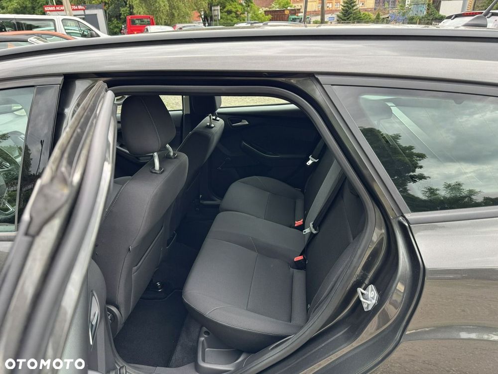 Ford Focus - 19