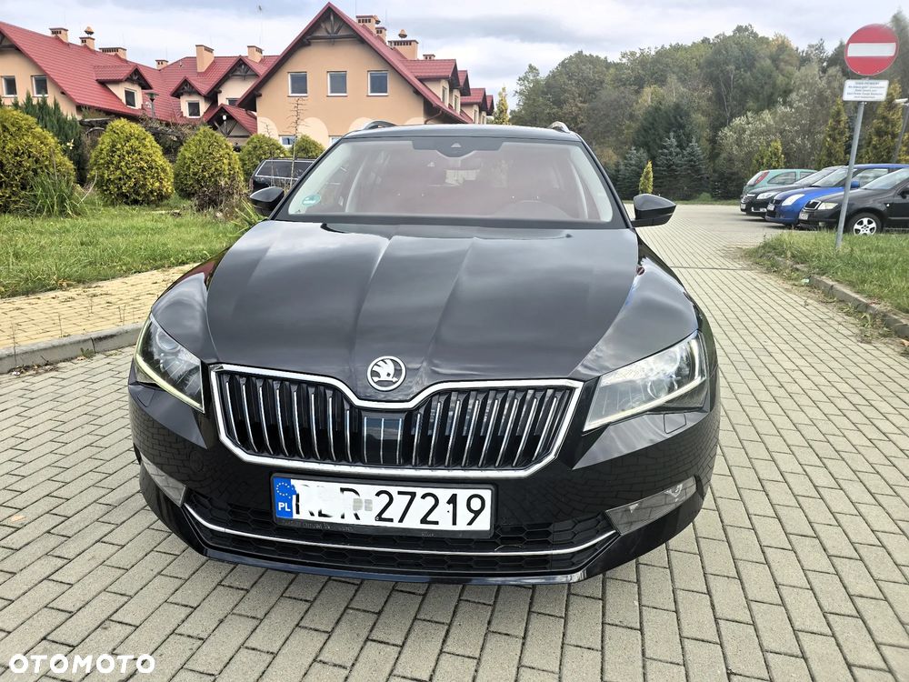 Skoda Superb 2.0 TDI DSG Style - 9